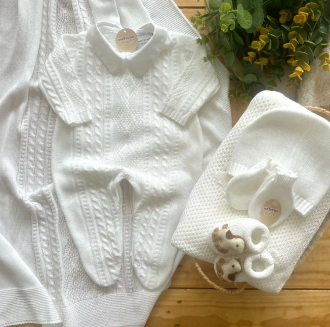 Saída Maternidade Tricot Renato