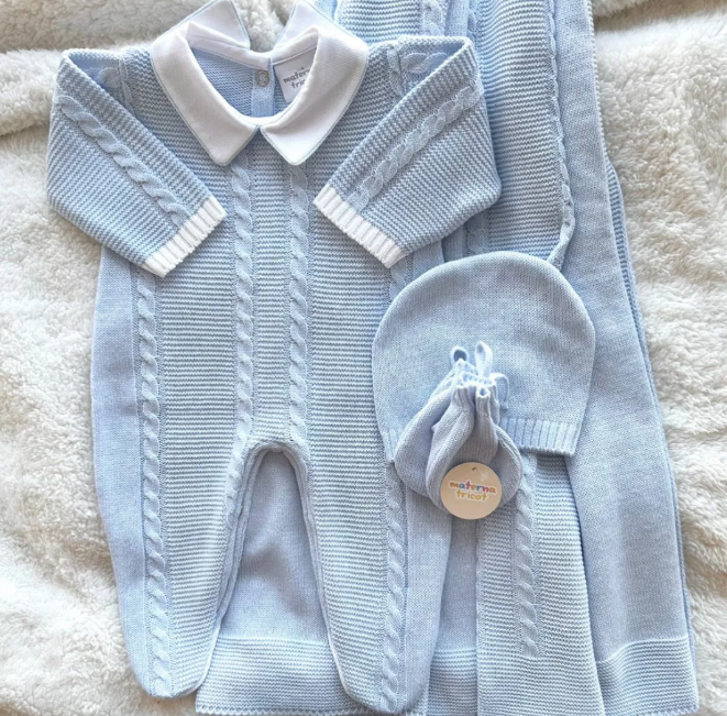 Saída Maternidade Tricot Trança e Links