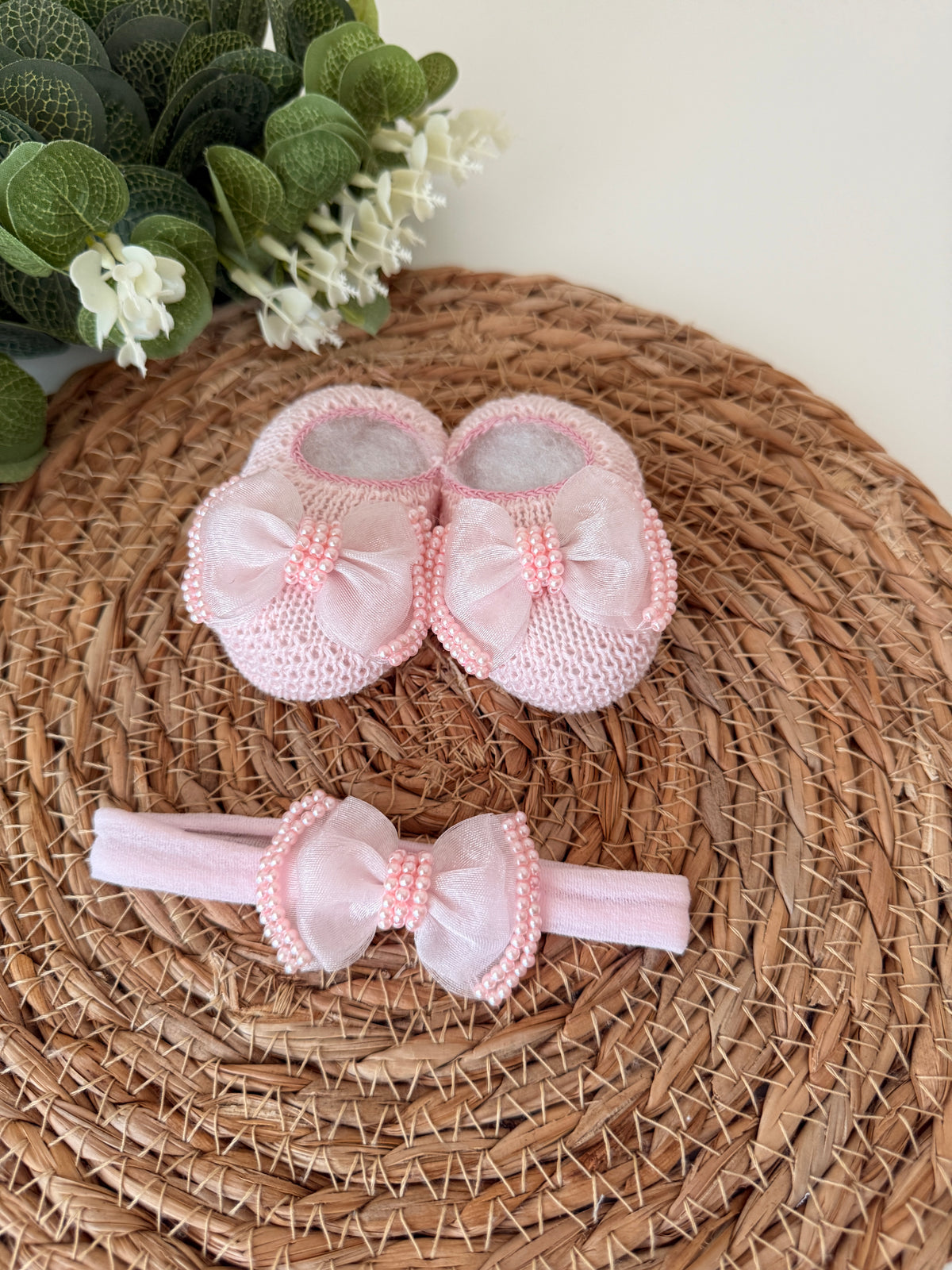 Kit Sapatinhos Tricot Bordado Luxo com Laço Tiara