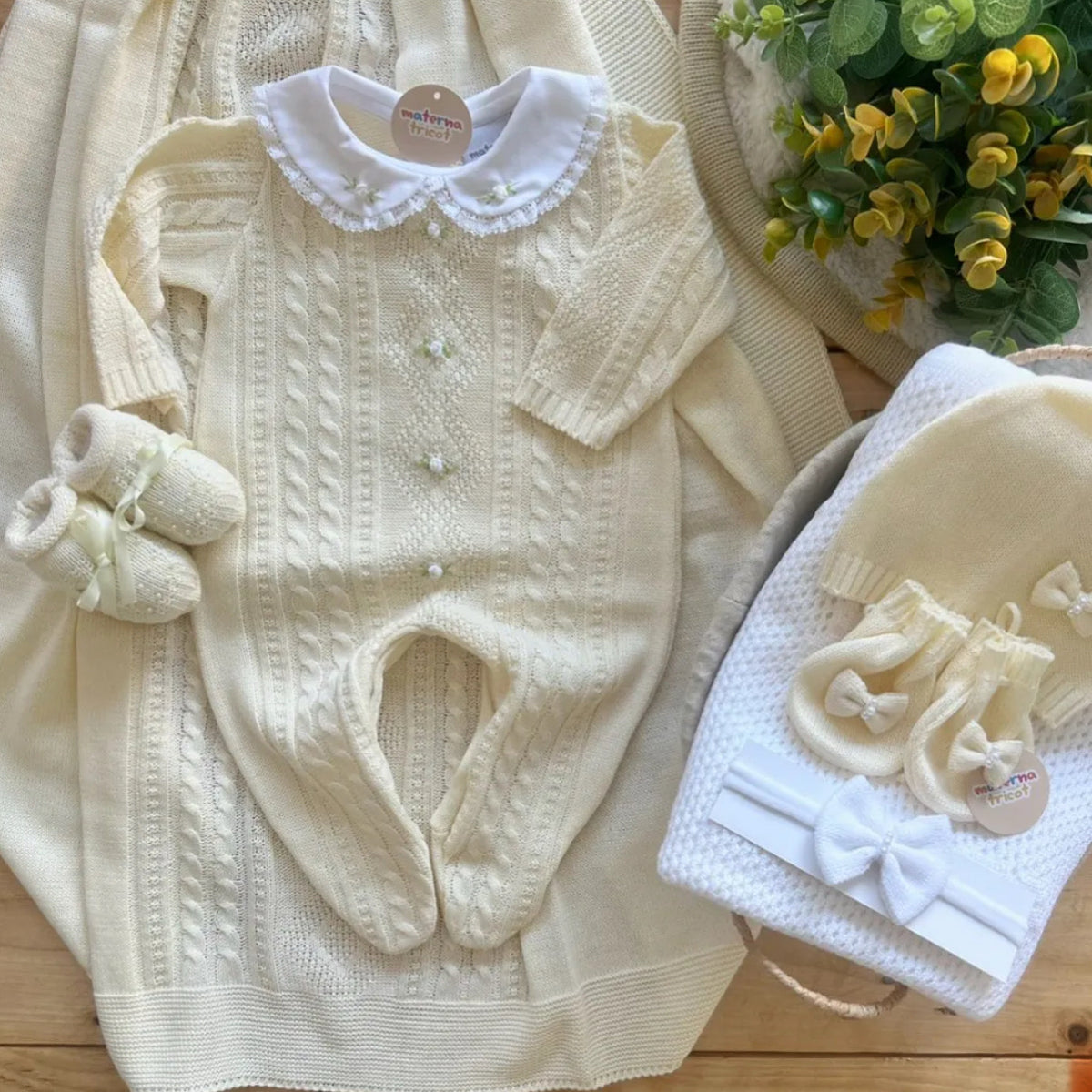 Saída Maternidade Tricot Renata c/ Rococó