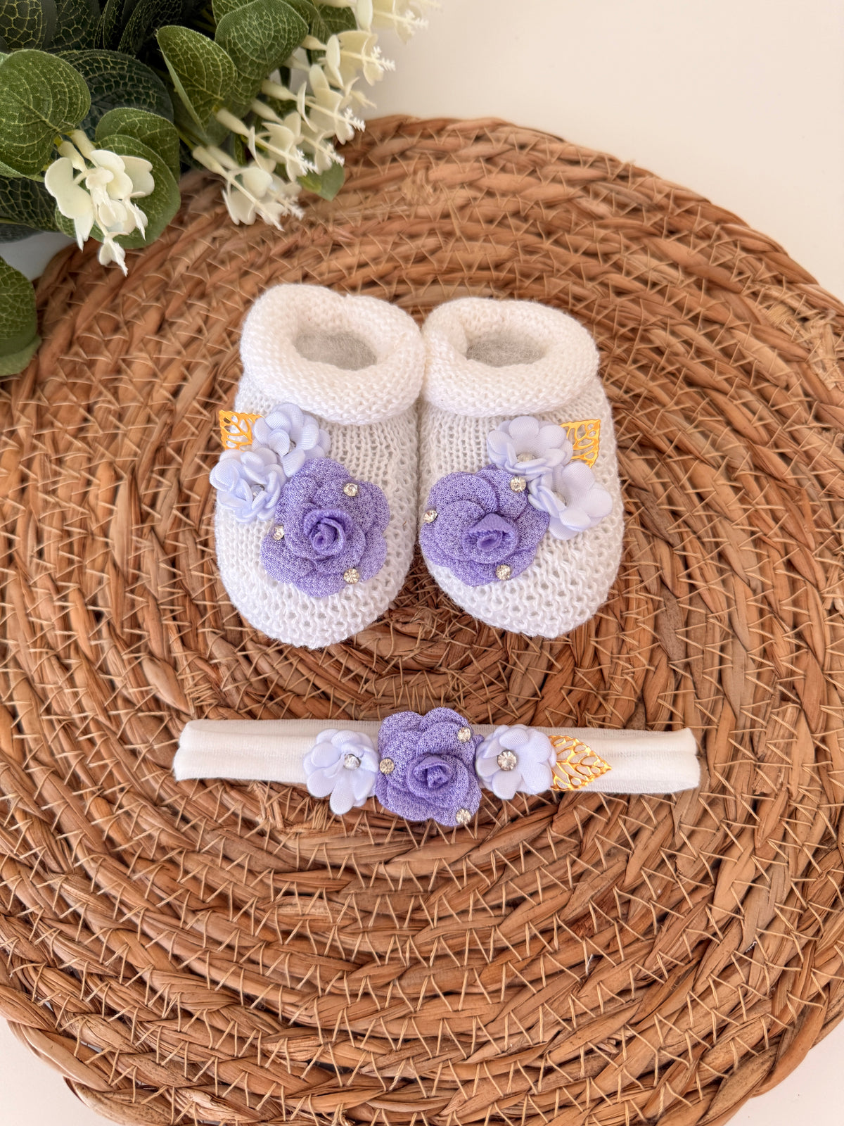 Kit Sapatinhos Tricot Bordado Luxo com Laço Flor Tiara