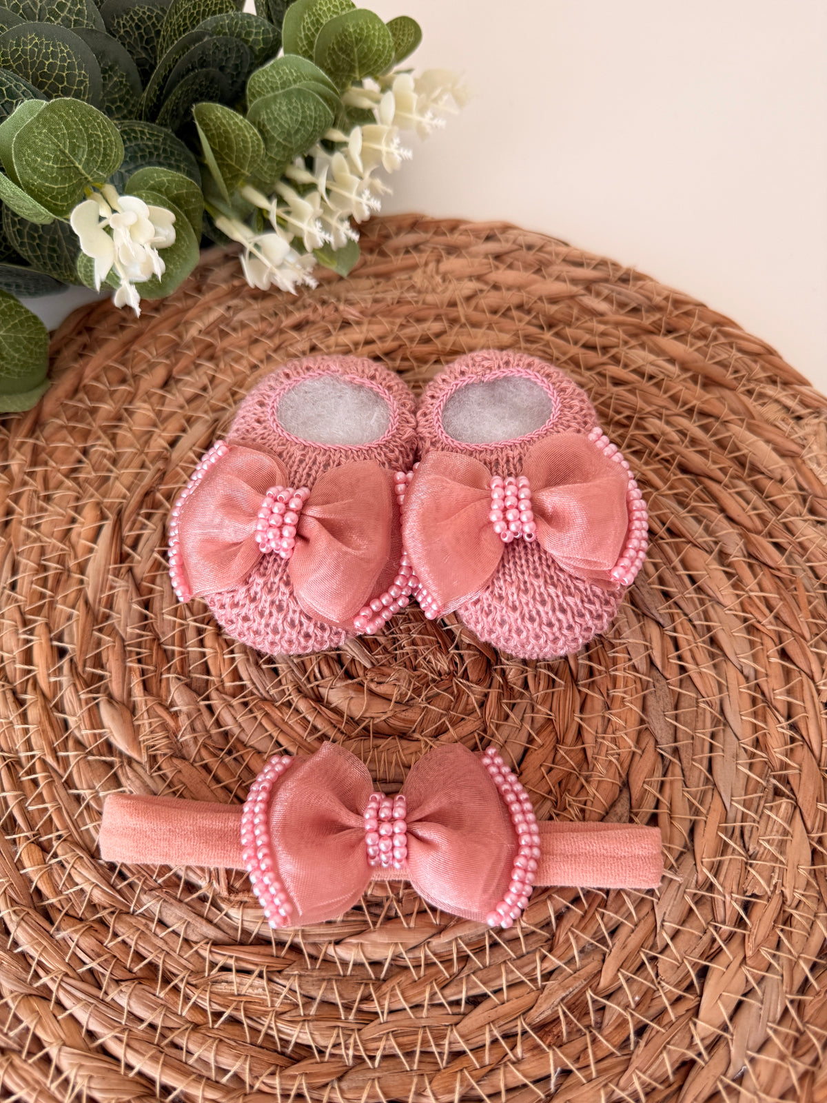 Kit Sapatinhos Tricot Bordado Luxo com Laço Tiara