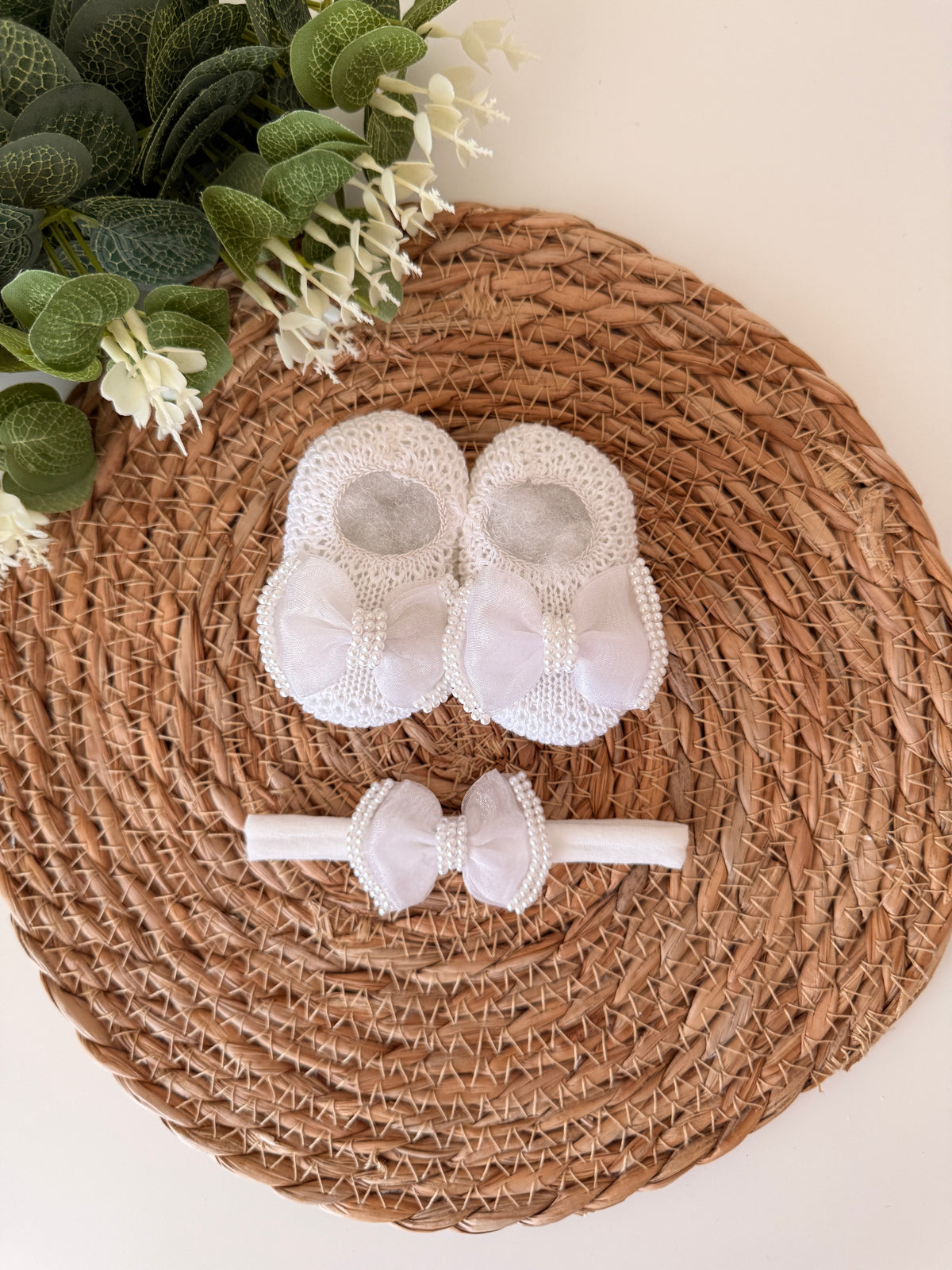 Kit Sapatinhos Tricot Bordado Luxo com Laço Tiara