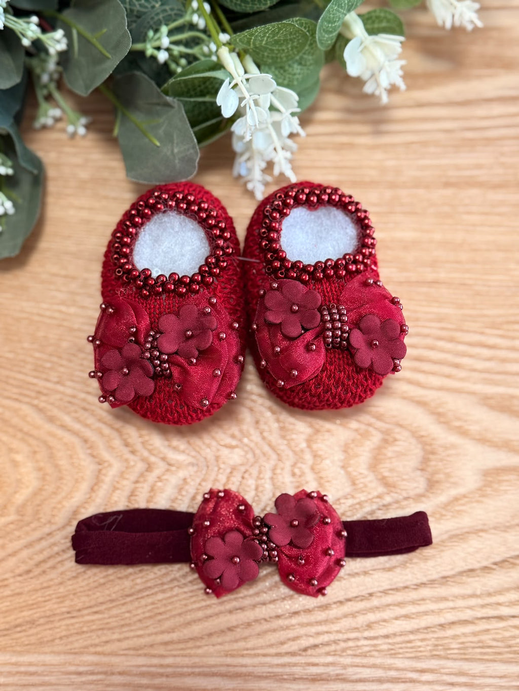 Kit Sapatinhos Tricot Bordado Luxo Flor com Laço Tiara - 02 peças
