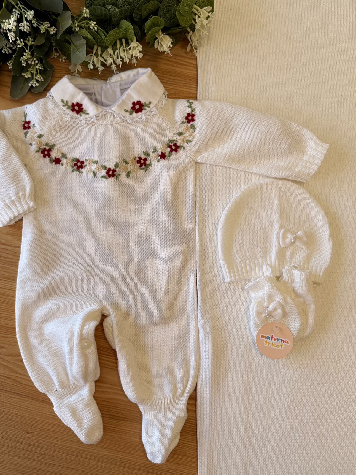 Saída Maternidade Tricot Branco Flores