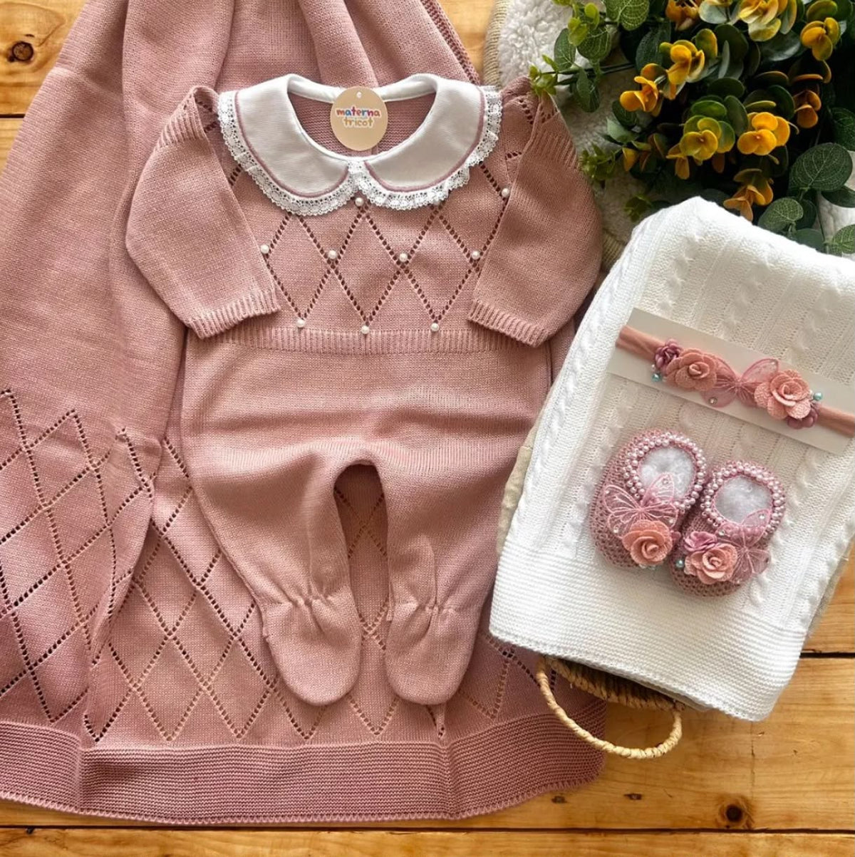 Saída Maternidade Tricot Pérola