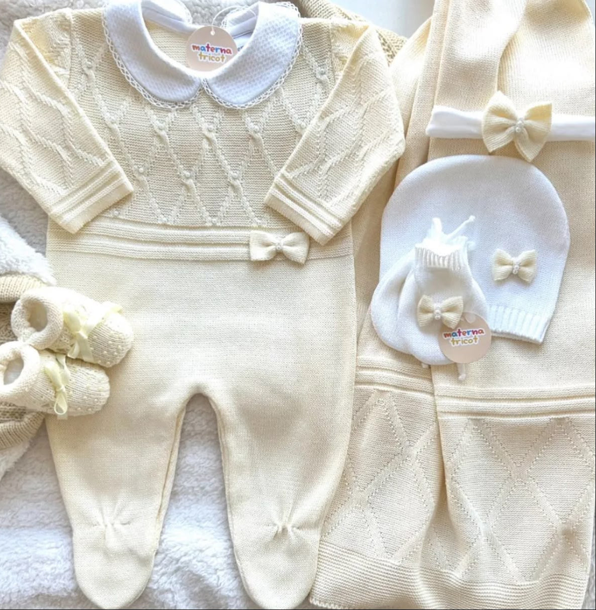 Saída Maternidade Tricot Pérola